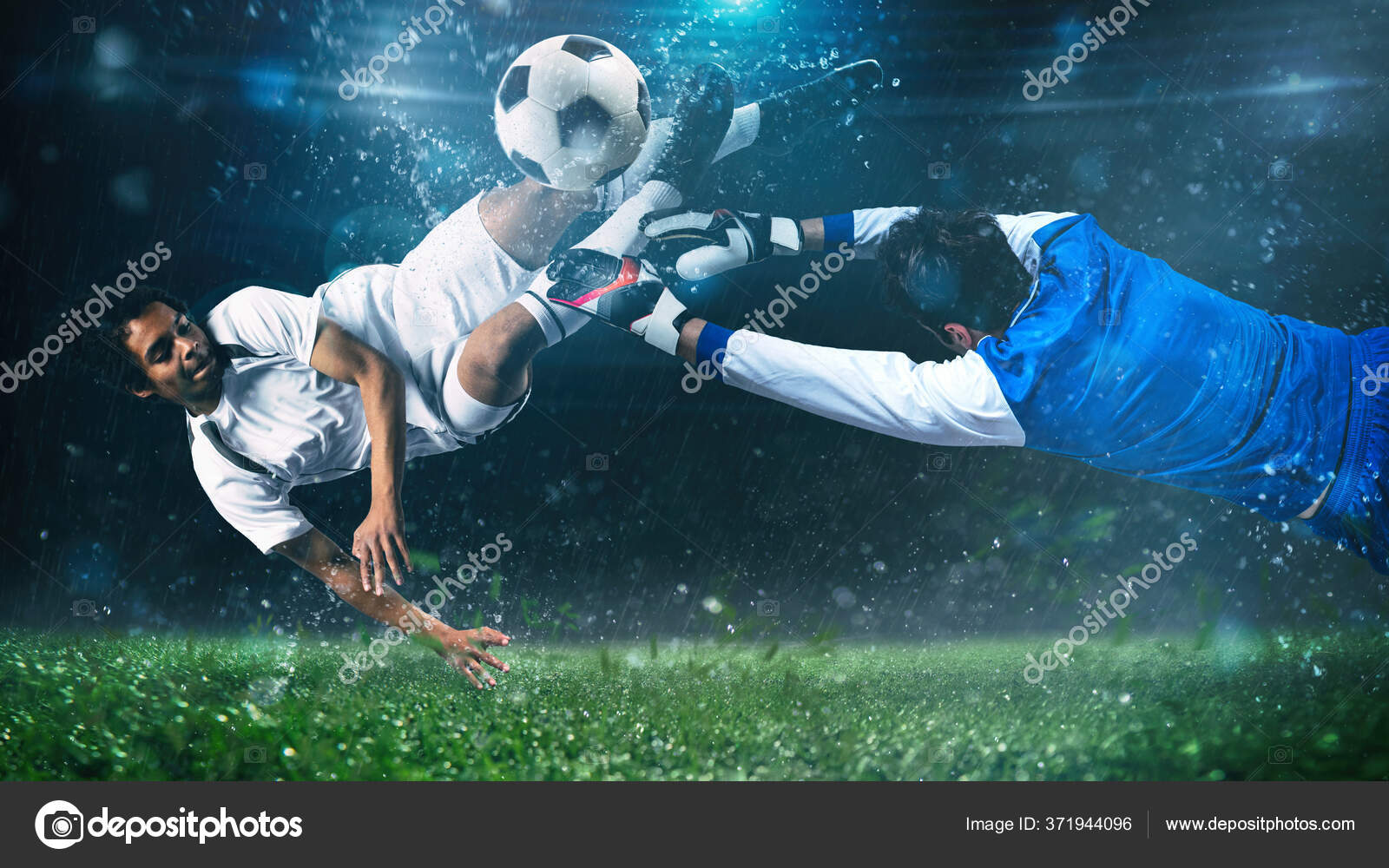 Chute De Futebol. Jogador De Futebol Chuta a Bola No Estádio