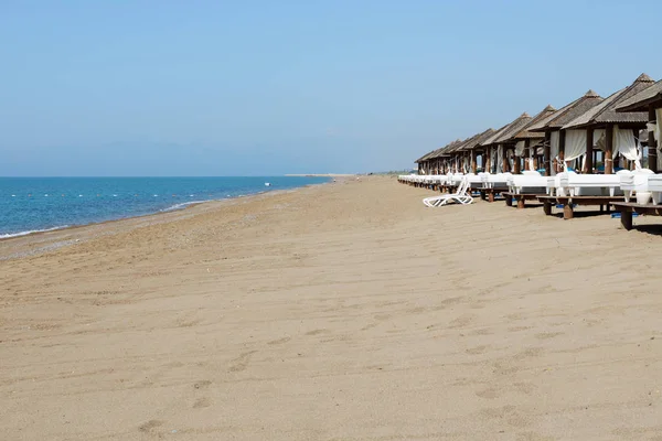 A praia no hotel de luxo, Antalya, Turquia — Fotografia de Stock