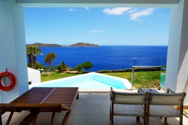 Yüzme Havuzu lüks otel Deniz Manzaralı, Crete, Yunanistan