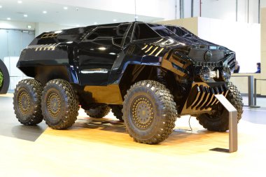 Dubai, Birleşik Arap Emirlikleri - 17 Kasım: Lüks Devel altmış off-road araç Dubai Motor Show 2017 üzerinde 17 Kasım 2017 üzerinde olduğunu 