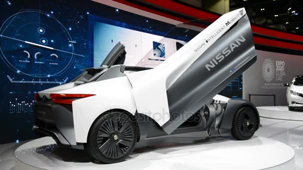 Dubai Uae November Der Nissan Bladeglider Ist Ein Emissionsfreies Rein — Stockvideo