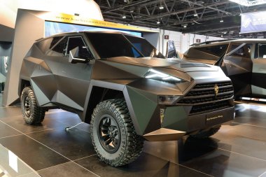 Dubai, Birleşik Arap Emirlikleri - 18 Kasım: Karlmann Kral Dubai Motor Show 2017 üzerinde 18 Kasım 2017 arabadır 