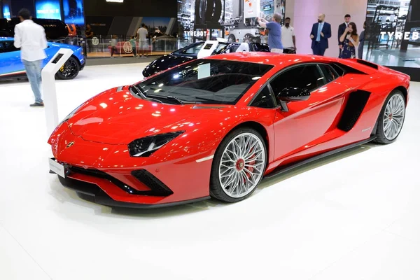 DUBAI, UAE - NOVEMBER 17: The Lamborghini Aventador S Coupe sportscar is on Dubai Motor Show 2017 on November 17, 2017 — Stock Photo, Image