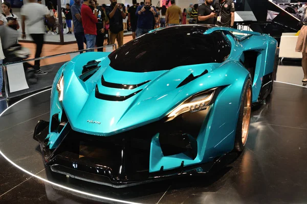 DUBAI, BAE - 16 Kasım 2019 tarihinde Dubai Motor Show 2019 Ajlani Motors Drakuma konsepti — Stok fotoğraf