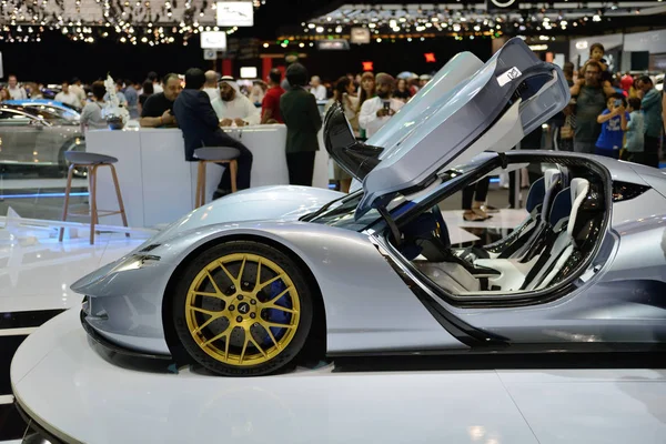 DUBAI, Emirati Arabi Uniti - 16 NOVEMBRE: L'auto elettrica sportiva Aspark Owl è al Motor Show di Dubai 2019 il 16 novembre 2019 — Foto Stock