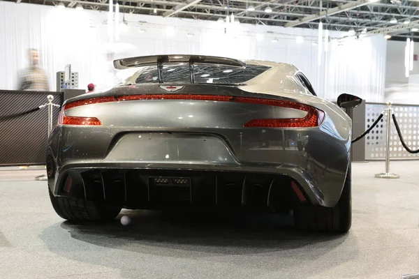 DUBAI, Emirados Árabes Unidos - NOVEMBRO 16: O carro esportivo Aston Martin One-77 está no Dubai Motor Show 2019 em novembro 16, 2019 — Fotografia de Stock