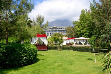 Lüks otelin dinlenme alanı, Antalya, Türkiye