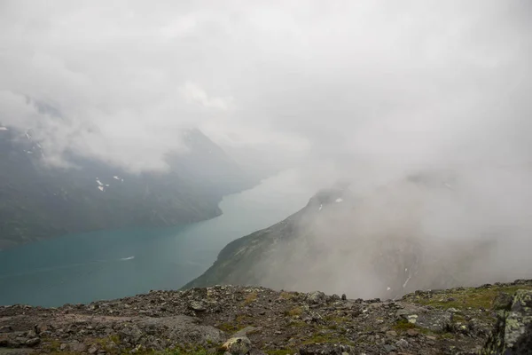 Randonnées en montagne en Norvège — Photo