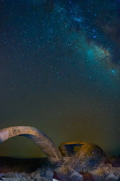 Milchstraße und Ruinen in Israel — Stockfoto