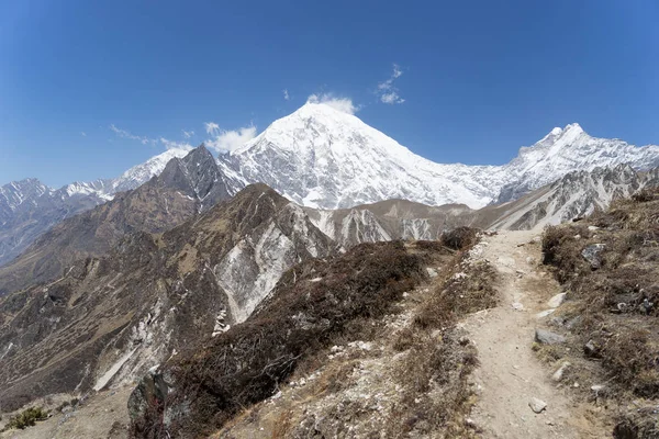 Paisaje de montaña en nepal — Foto de Stock