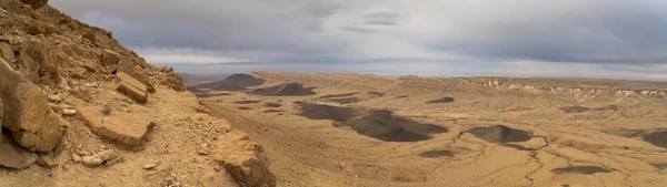 Sivatagi panoráma Izrael Ramon kráter — Stock Fotó