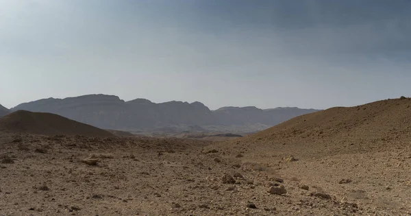 Resa i Israel negev öken landskap — Stockfoto