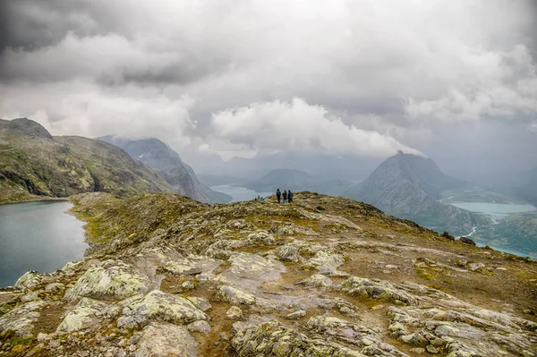 Senderismo de montaña en Noruega — Foto de Stock