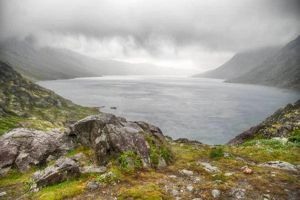 Bergwandelen in Noorwegen — Stockfoto