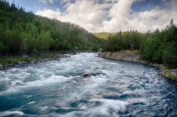 Rzeka Podróży Europie Górskie Wakacje Turystyka — Zdjęcie stockowe