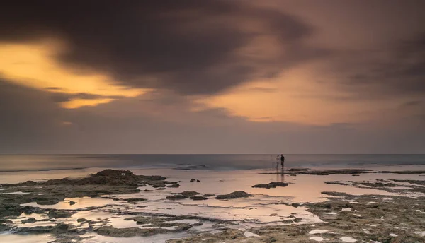 İsrail 'in deniz kıyısında bulutlu hava yolculuğu — Stok fotoğraf