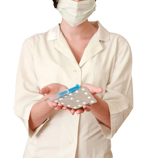 Medico Donna Con Pillole Siringa Mano — Foto Stock