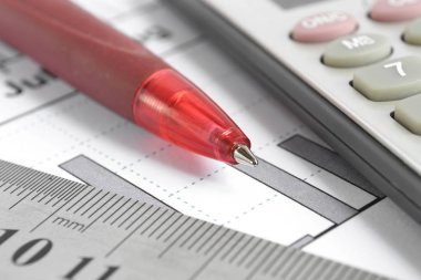 İş geçmişi grafik, kalem, cetvel ve hesap makinesi