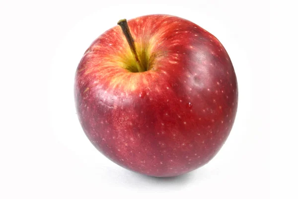 Rött Äpple Den Vita Bakgrunden — Stockfoto