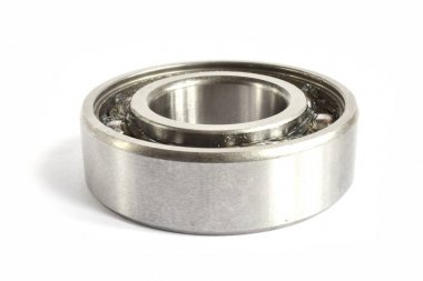 Beyaz arkaplanda yakın çekim konumu.