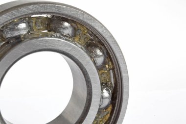 Beyaz arkaplanda yakın çekim konumu.