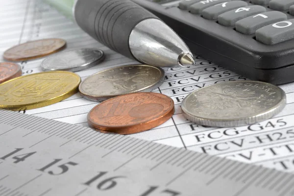 Zaplecze Finansowe Pieniądze Kalkulator Tabela Pióra — Zdjęcie stockowe