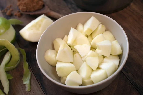 Preparare gli ingredienti per la salsa di mele — Foto Stock