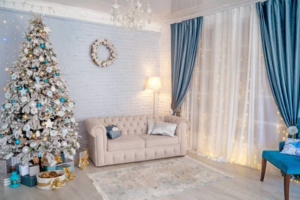 Yeni yıl odasının içi