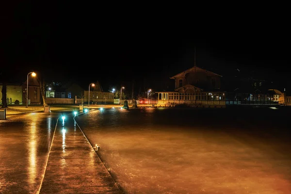 Nightly flood in haapsalu city. estonia — Stock Photo, Image