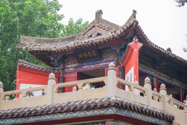 Şaolin - Orta Çin 'deki Budist Manastırı