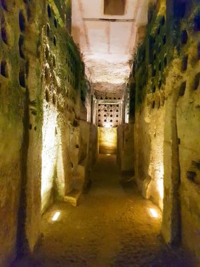 İsrail mağaraları