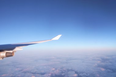 Jet uçak görüntülemek