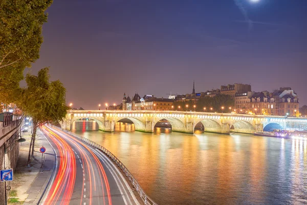 Paris at night time — Stock Photo, Image