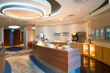 Changi Havaalanı dnata salonda