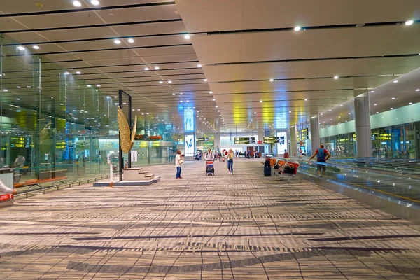 Insidan av Changi flygplats — Stockfoto