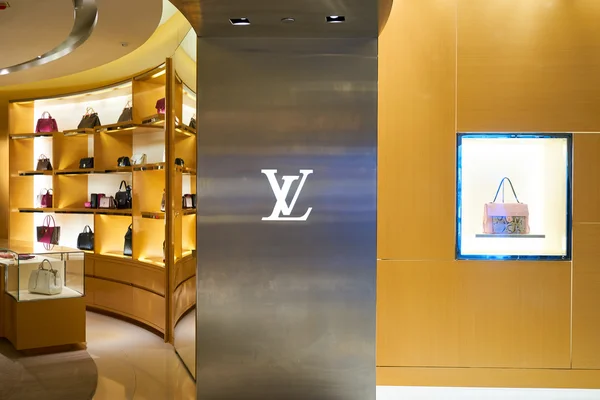 Магазин Louis Vuitton — стоковое фото