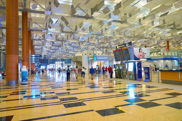 Innenseite des Changi-Flughafens — Stockfoto