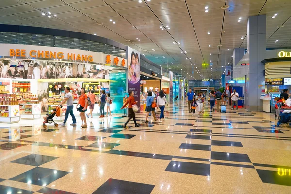 Binnenkant van Changi Airport — Stockfoto