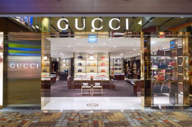 Singapur Changi Havaalanı dükkanda