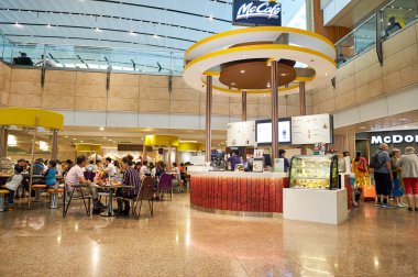  Singapur Changi Havaalanı McCafe