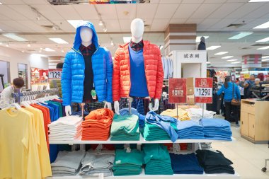  Shenzhen deposunda içinde