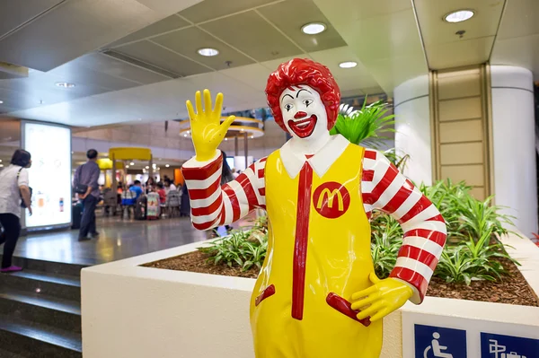 Ronald McDonald character — Stock Photo, Image