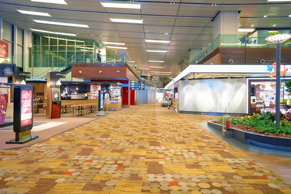 Vnitřní část letiště Changi — Stock fotografie