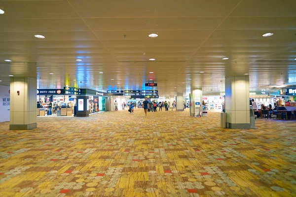 Binnenkant van Changi Airport — Stockfoto