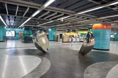 Toplu taşıma treni istasyonu