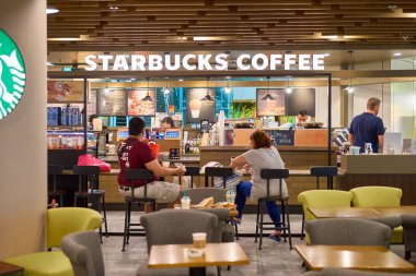 Changi Havaalanı'nda Starbucks