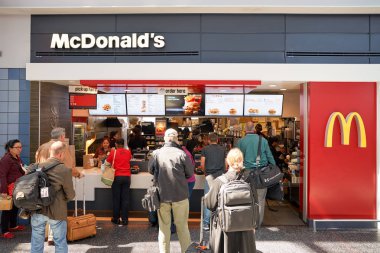 Müşteriler Mcdonald's Restaurant