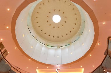 Hong Kong 'daki alışveriş merkezi.