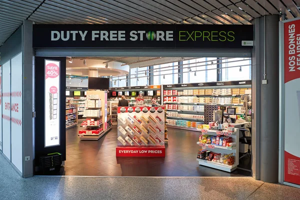 Taxfree butik på Geneve Flygplats — Stockfoto