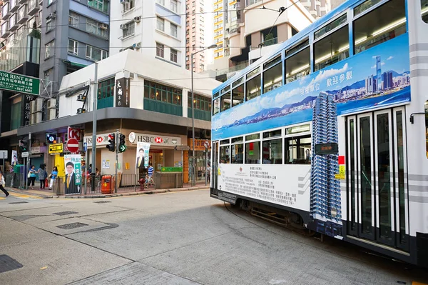 Dubbeldekker tram — Stockfoto